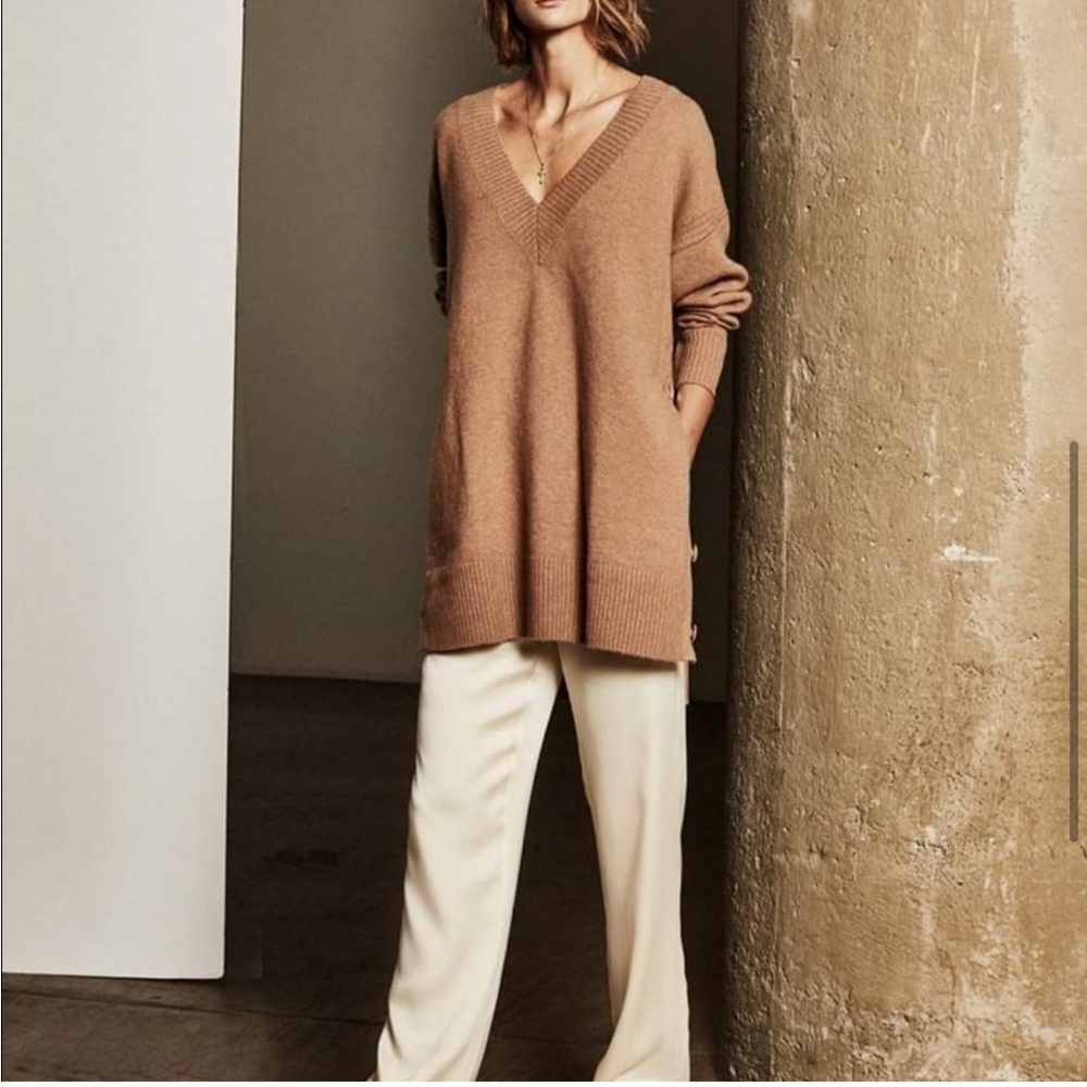 Equipment Merino Wool &
Alpaca Sweater